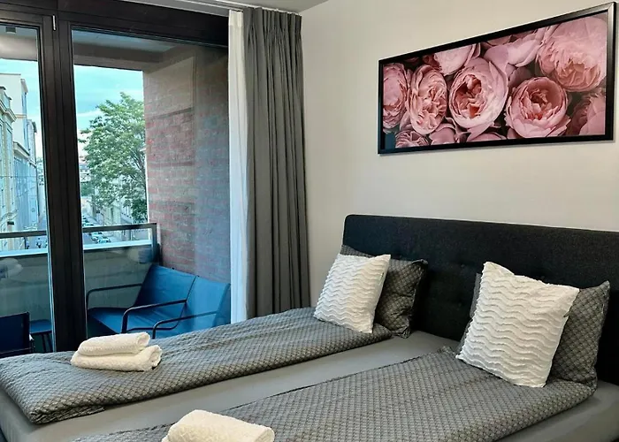 The Peony In Smichov, 5 Prag