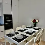 The Peony In Smichov, 5 * Πράγα